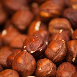 hazelnuts, hazel, nuts-1707601.jpg