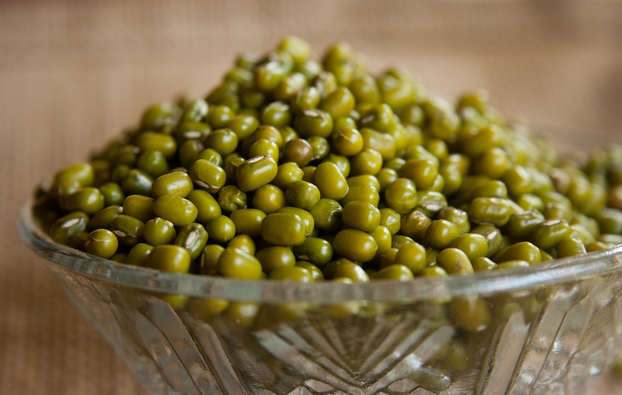 mung beans, moong beans, green gram-390724.jpg