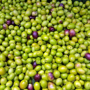 olives, fruit, mediterranean-2167822.jpg